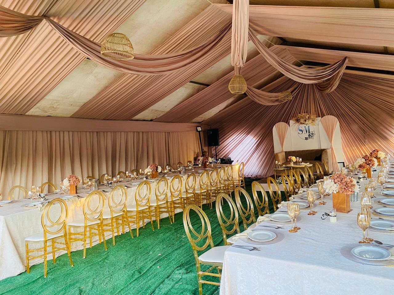 Function table presentation at Ekhethelo Lodge